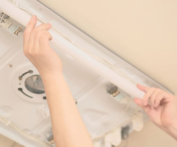 電球・蛍光灯交換